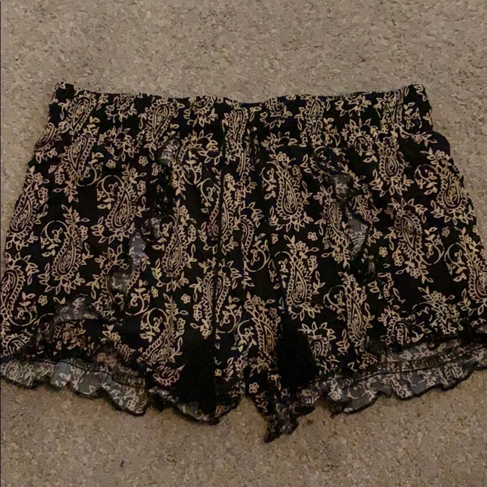 Flowey shorts